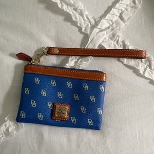 SOLD Dooney & Bourke wristlet